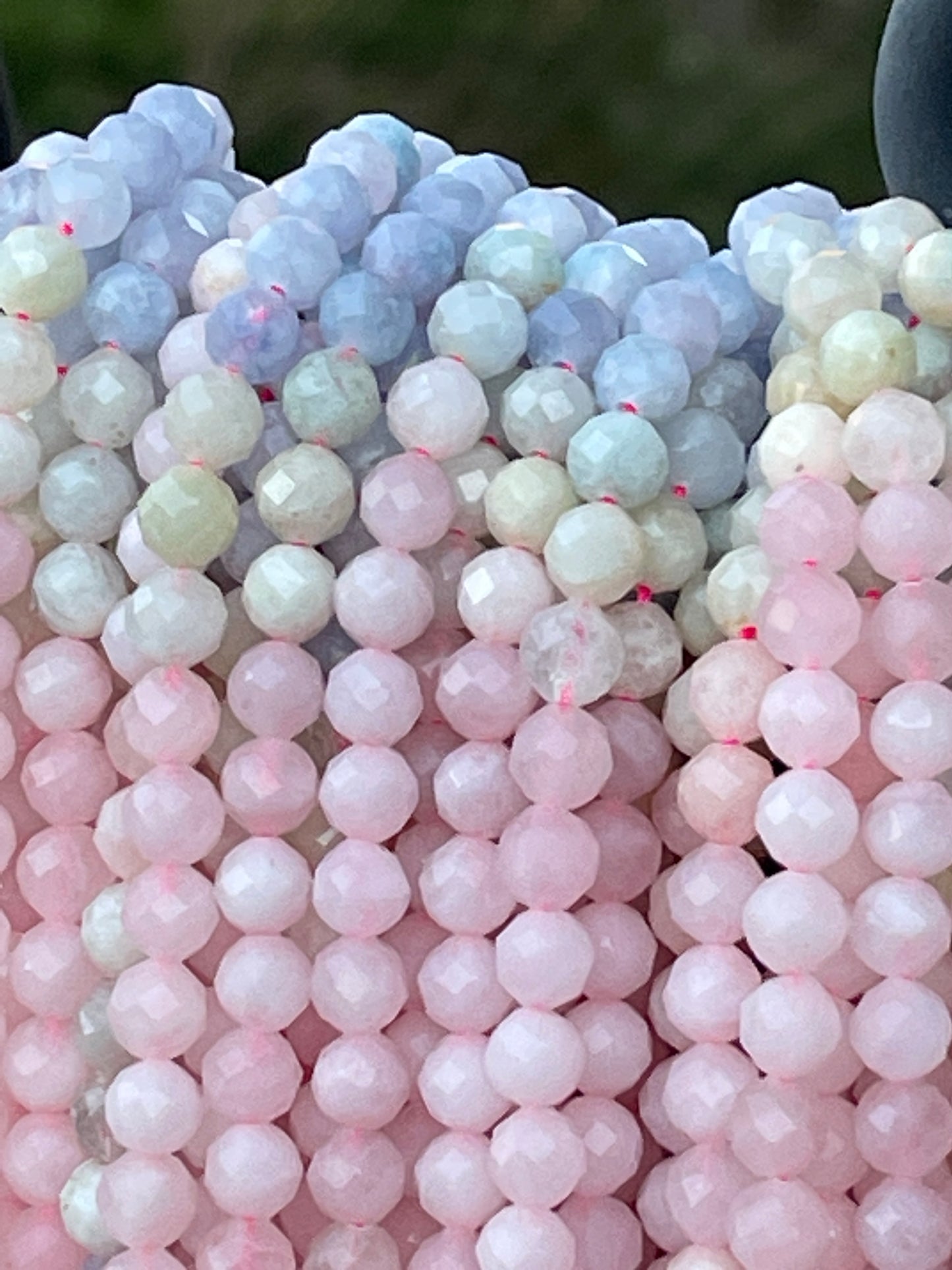 Morganite 6mm faceted ball
