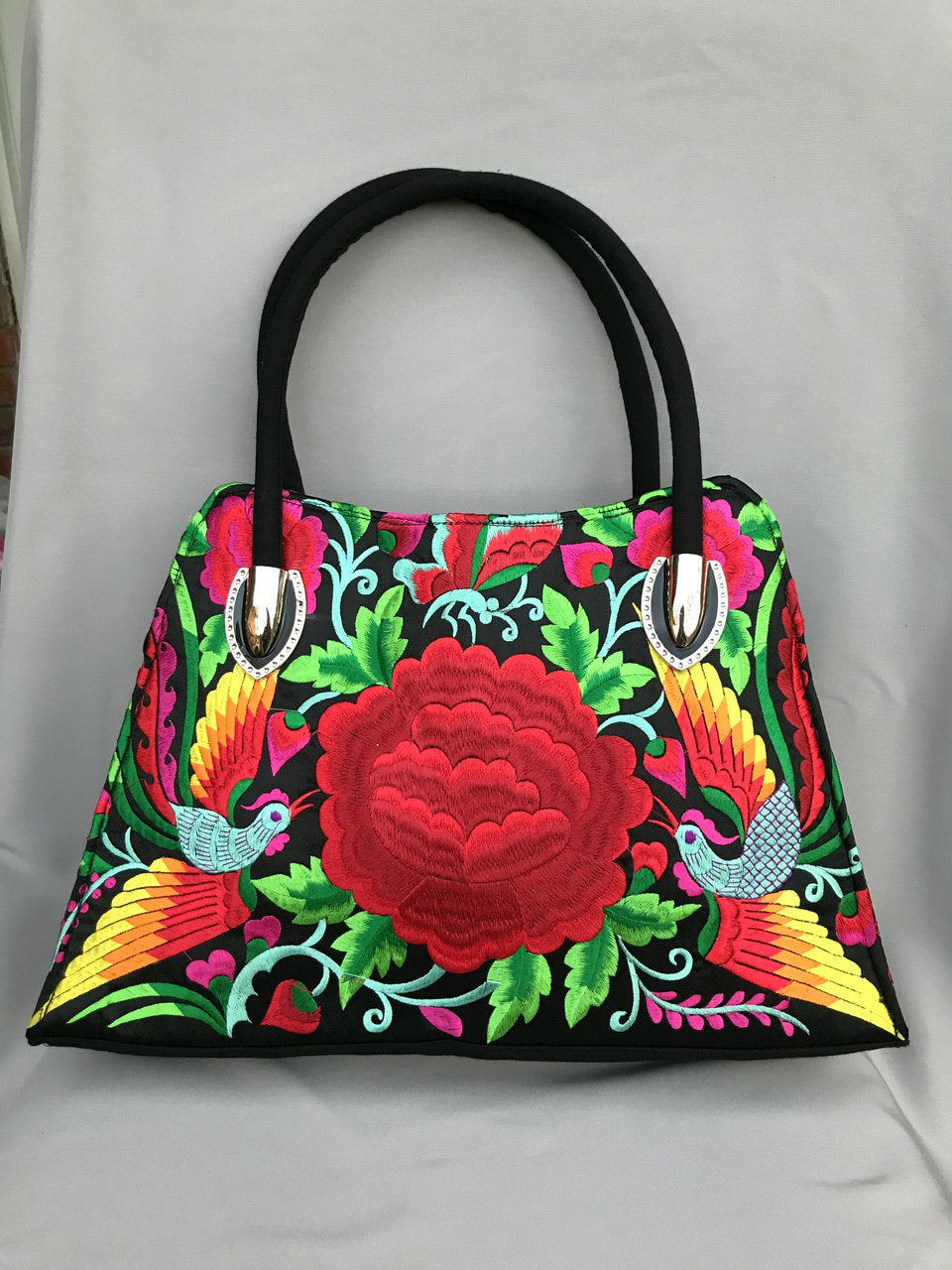 Embroidered Shoulder Purse EP70