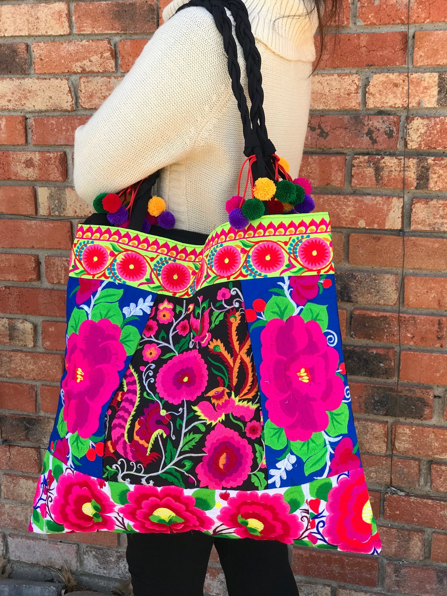 Embroidered Tote T5