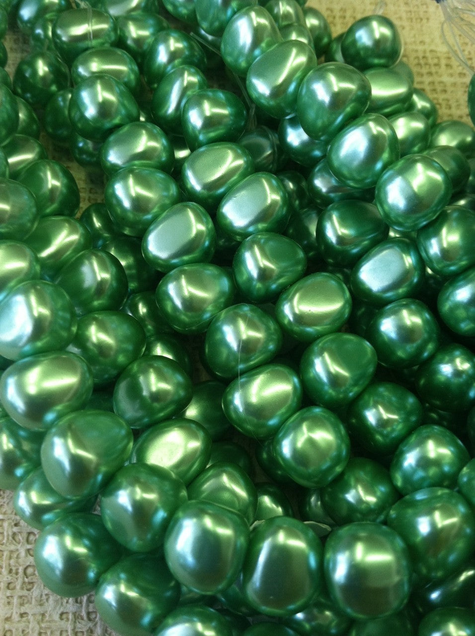 Acrylic Nuggets AC37