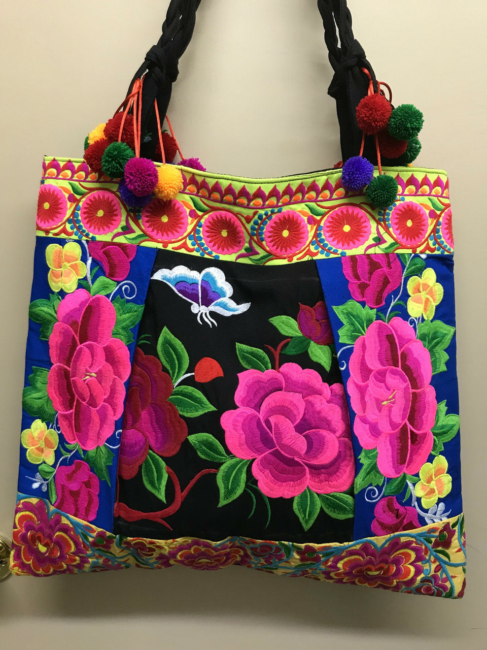 Large Embroidered Tote T8